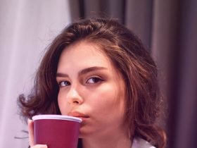 Thin Eyebrows? Here’s How To Make Them Full And Luxurious